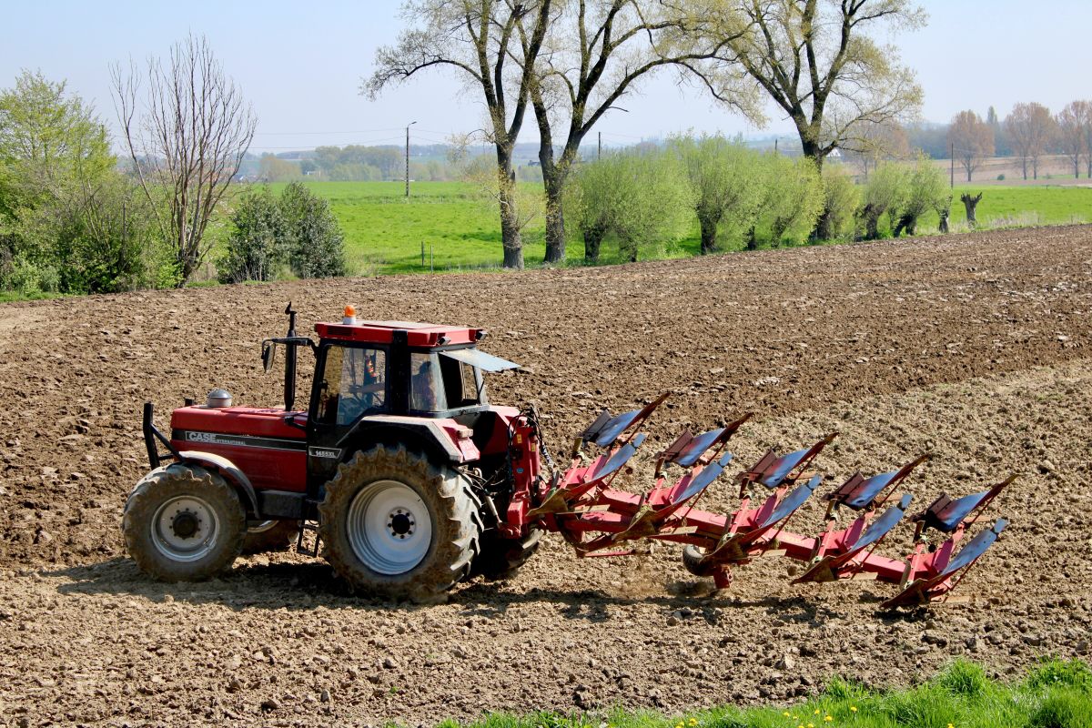 Tractor Working The Farmland Agriculture 2021 08 30 06 17 34 Utc 1